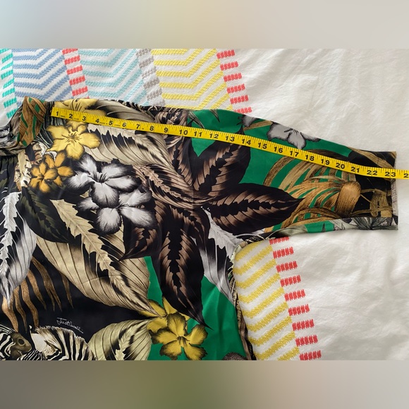 Just Cavalli satin top 3/4 sleeve - Picture 11 of 13